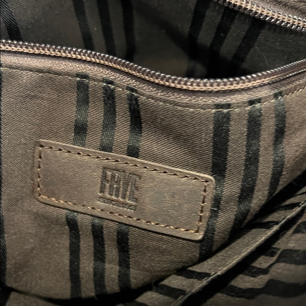 Frye Brown Leather Tote Bag - Classic Crossbody Carry - Picture 6 of 12
